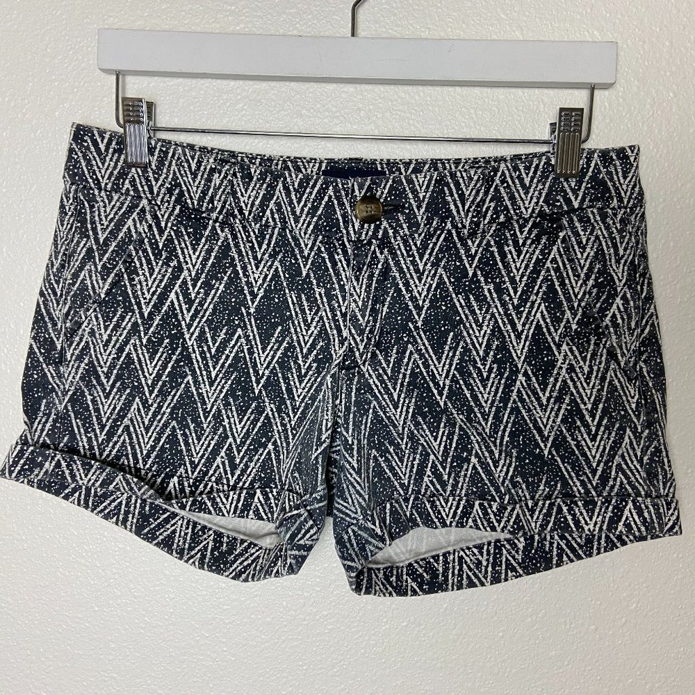 American Eagle Outfitters Shorts  Midi Stretch Zig Zag Sz 8